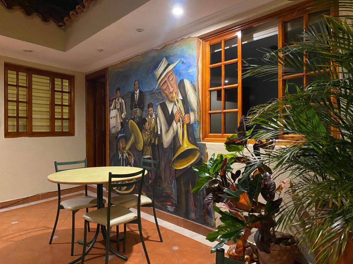 Posada Todos Santos Cuenca Exterior photo